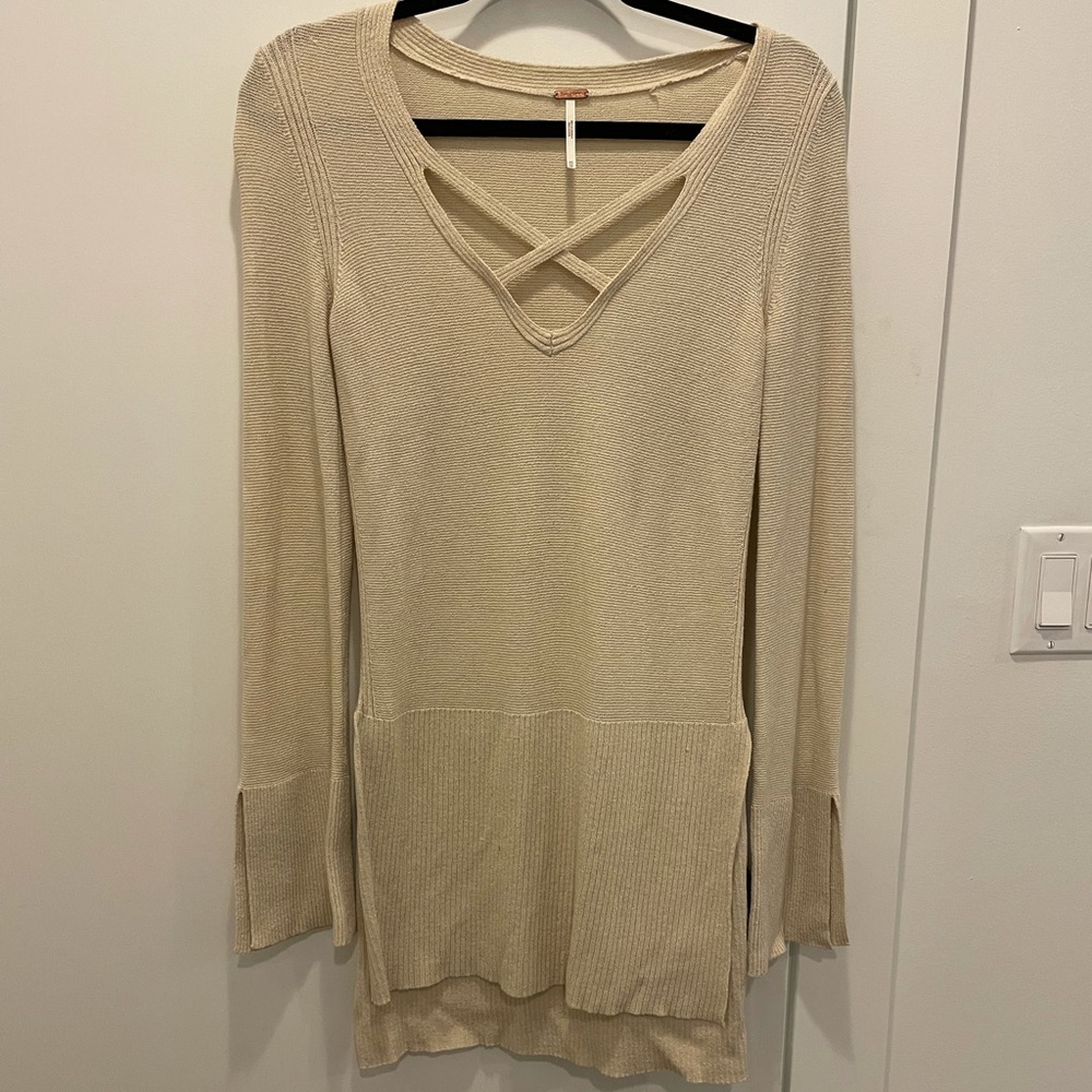 Free People beige long sleeve sweater
